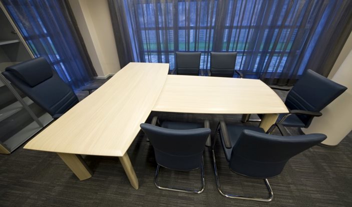 Öka komforten på konferensstol – 10 viktiga tips för konferensrummets stol!